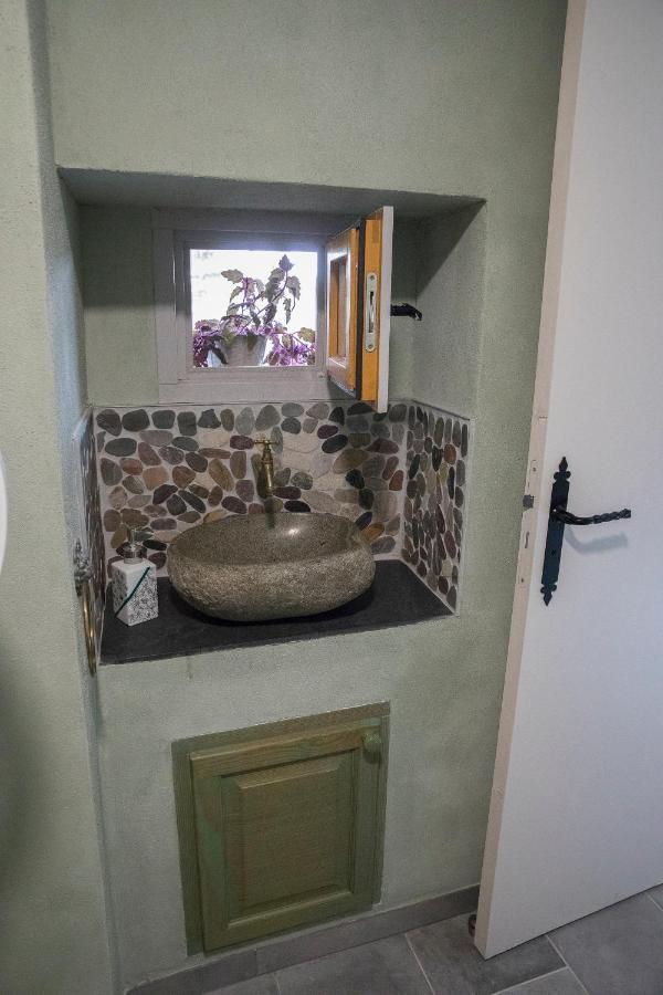Agreable Logement Independant Avec Veranda Vienne  Exteriör bild