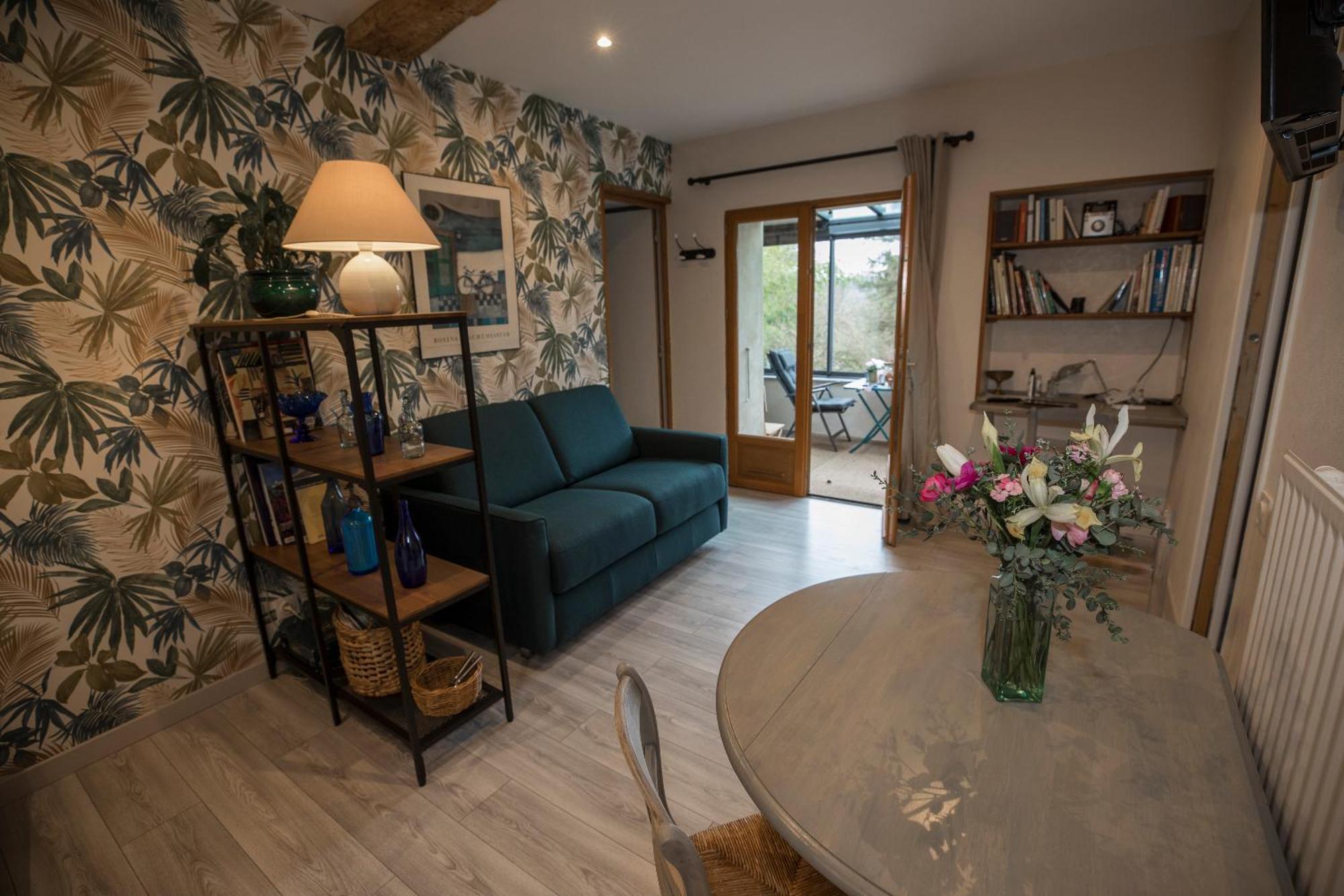 Agreable Logement Independant Avec Veranda Vienne  Exteriör bild