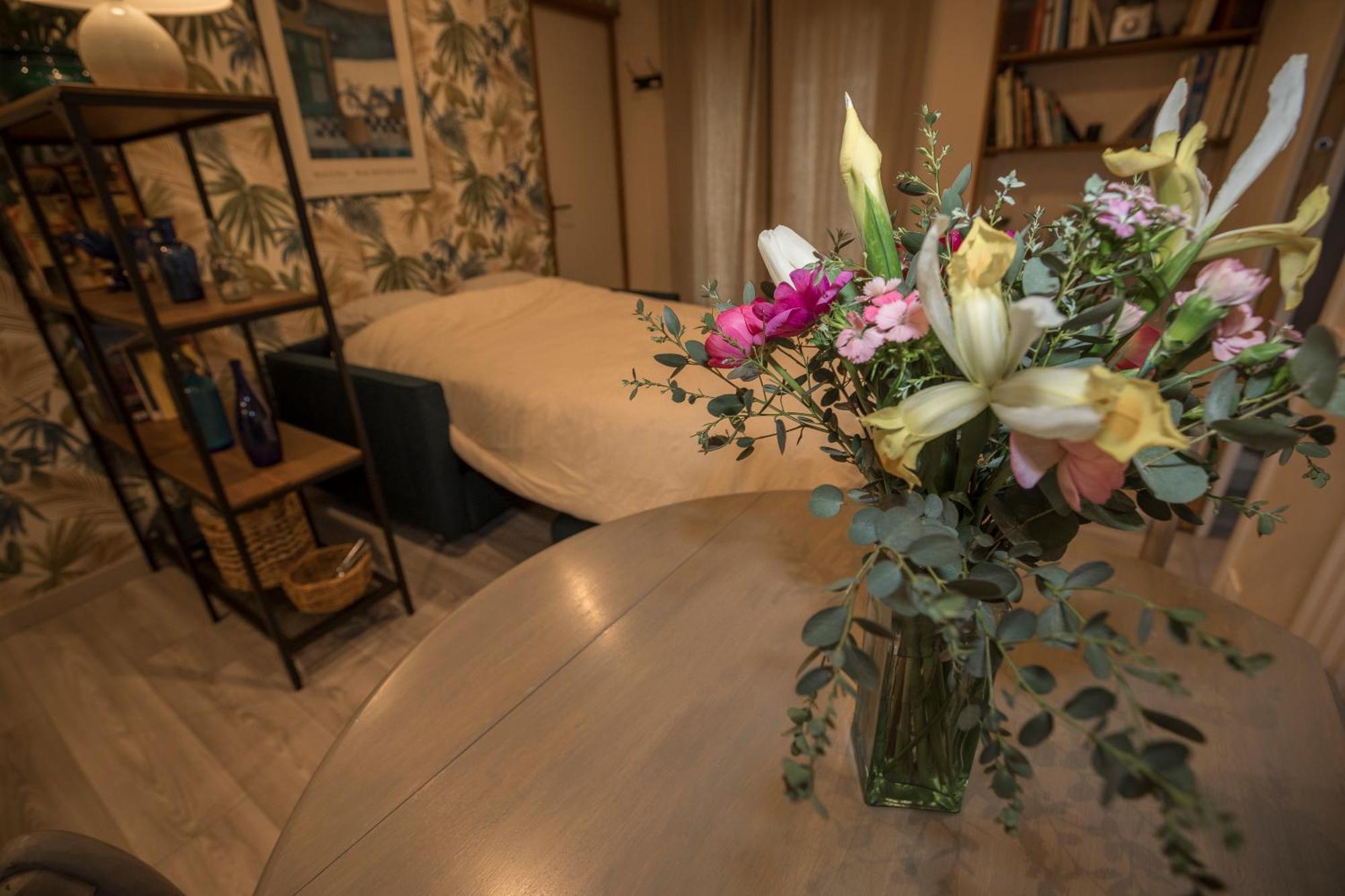 Agreable Logement Independant Avec Veranda Vienne  Exteriör bild